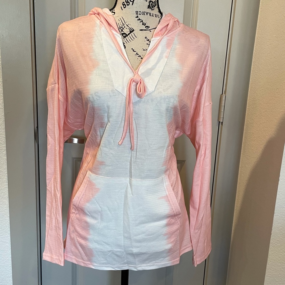 LAST ONE 💖 Pink/White Tye Dye Hoodie